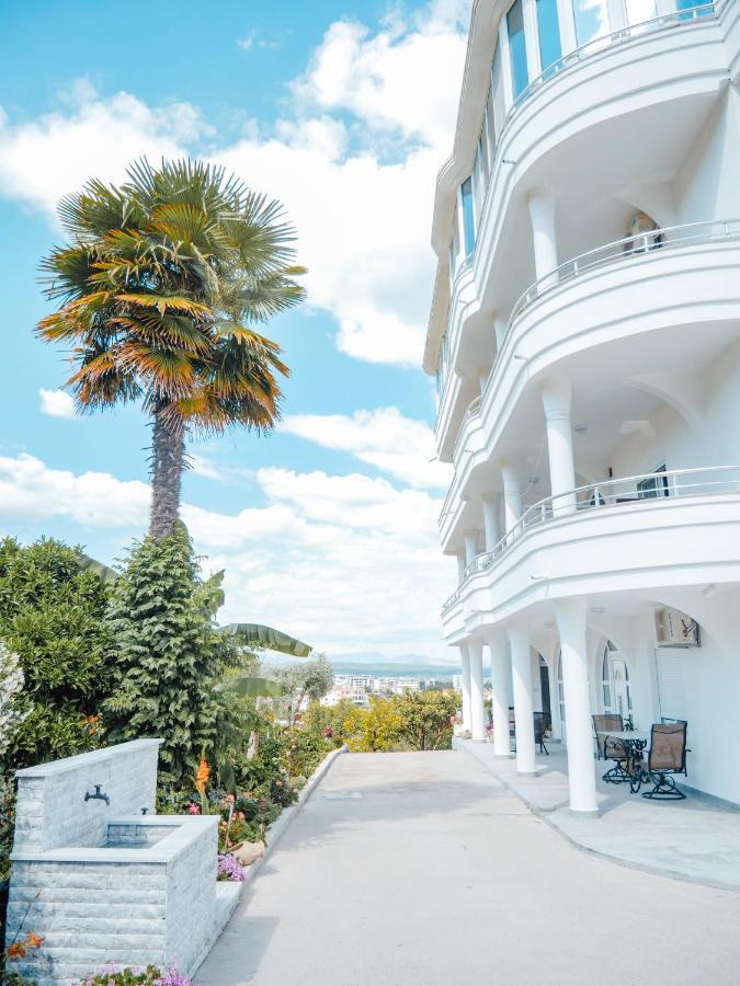 Apartments Gjenashaj 울친 외부 사진