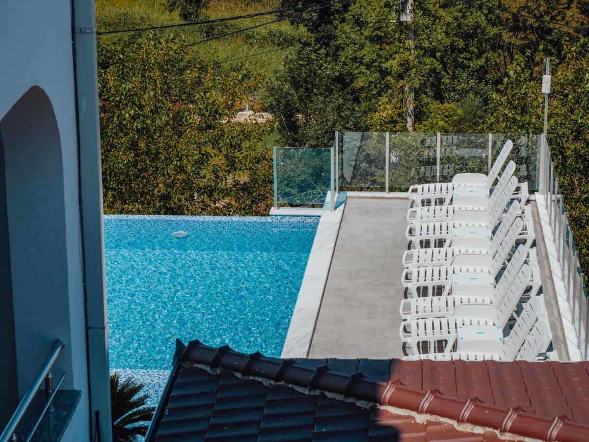 Apartments Gjenashaj 울친 외부 사진